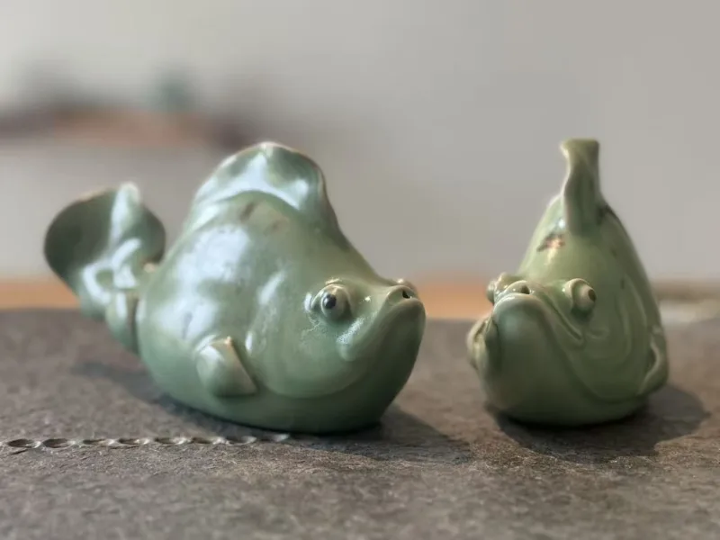 Longquan Celadon · Speckled Mandarin Fish Incense Holder