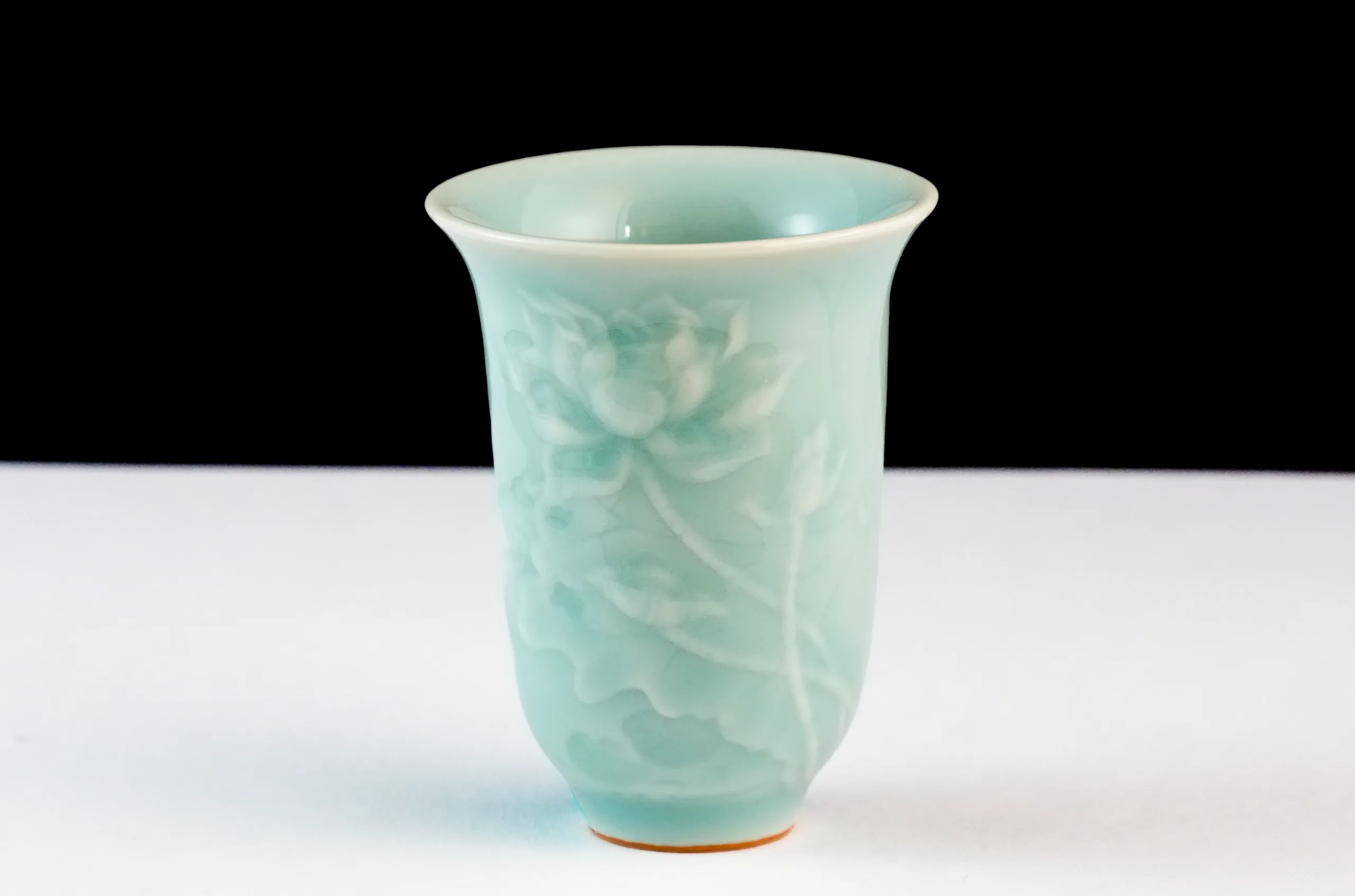 Longquan Celadon · Lotus Leaf Aroma Cup & Pooled-Glaze Saucer - Image 3