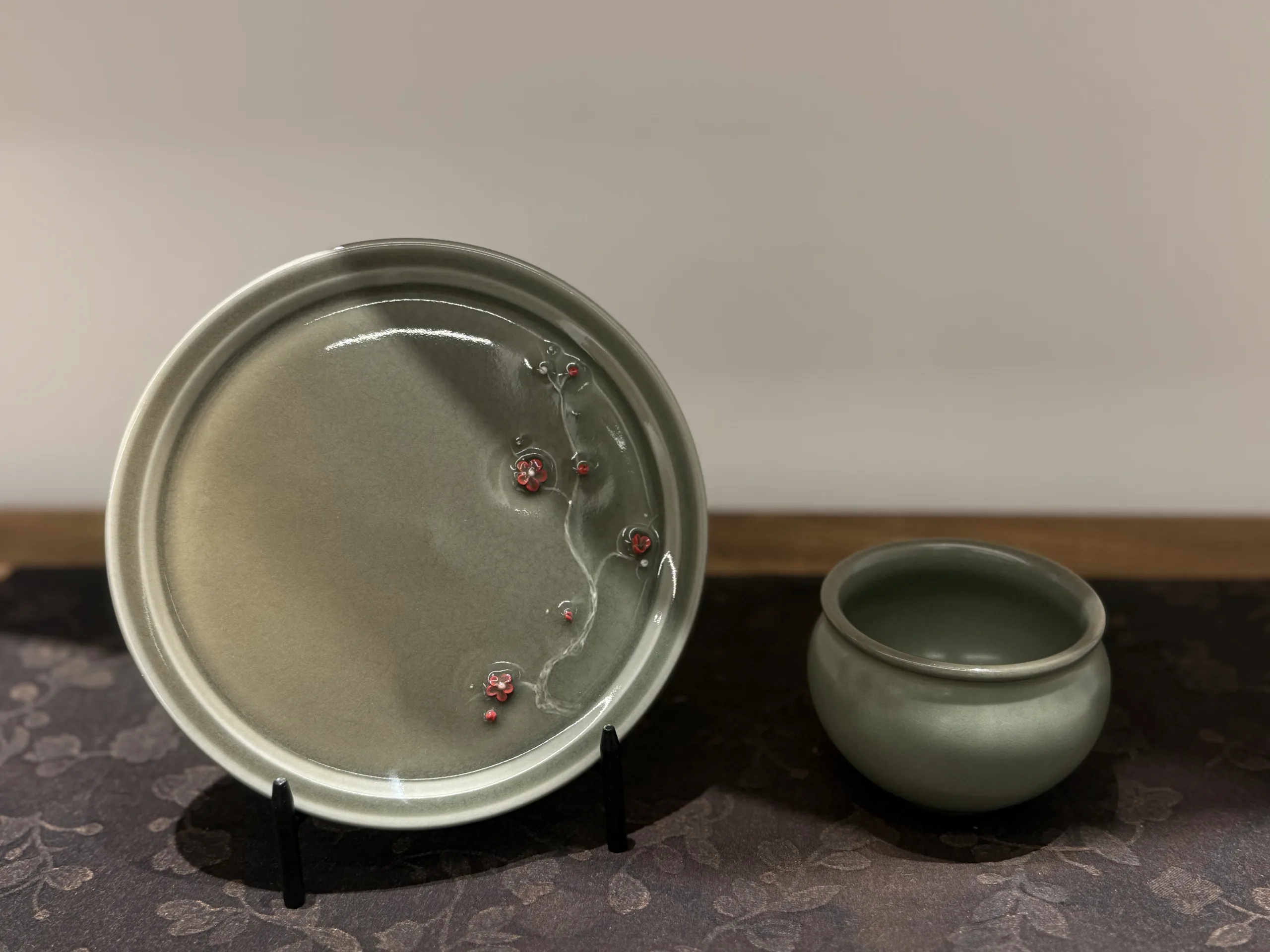 Longquan Celadon · Wood-Fired Ash-Green Sculpted Plum Blossom Tea Tray - Image 8