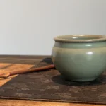 Qiu Mingjie · Fenqing Iron-Body · Plain, No Crackle