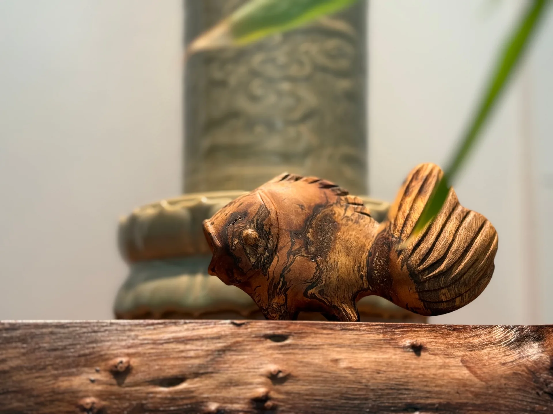 Red Toon Wood Little Fish Hand Piece