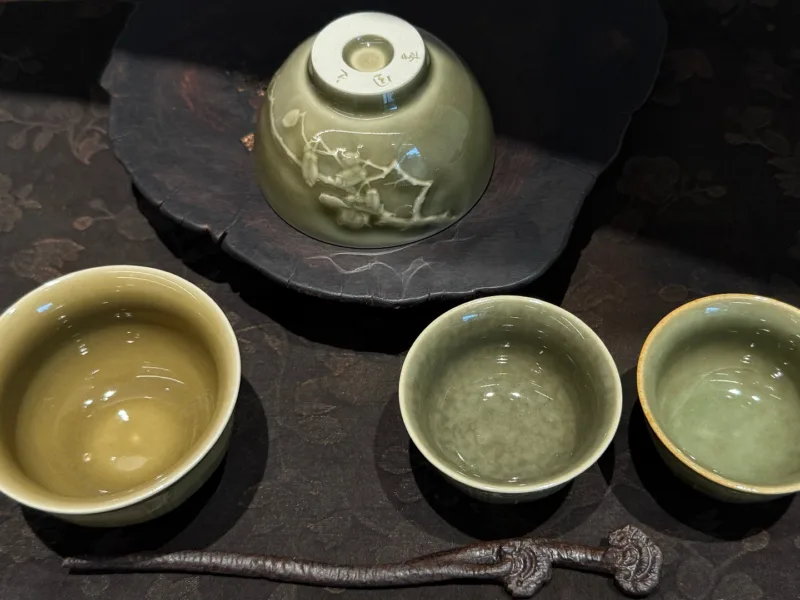 First Wood-Fired Cups · By Li Guowen